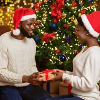 MAXIMIZING THE YULETIDE SEASON IN YOUR MARRIAGE